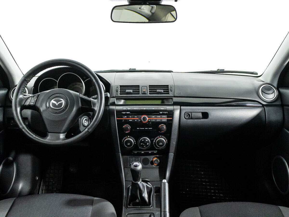 Купить Mazda 3 с пробегом. Фото: #12