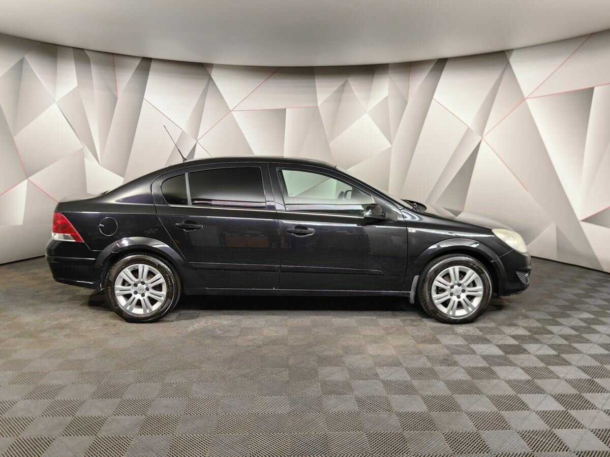 Купить Opel Astra с пробегом. Фото: #5
