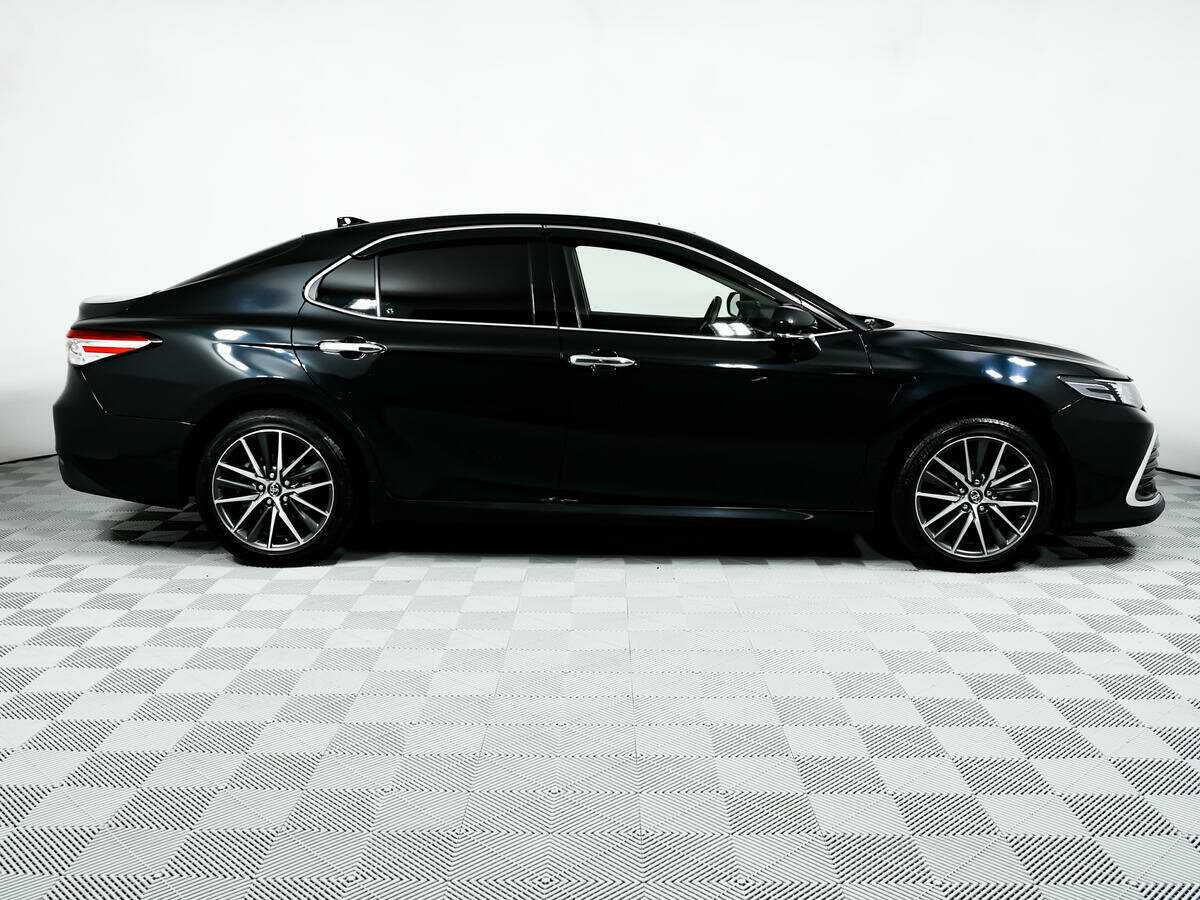 Купить Toyota Camry с пробегом. Фото: #3