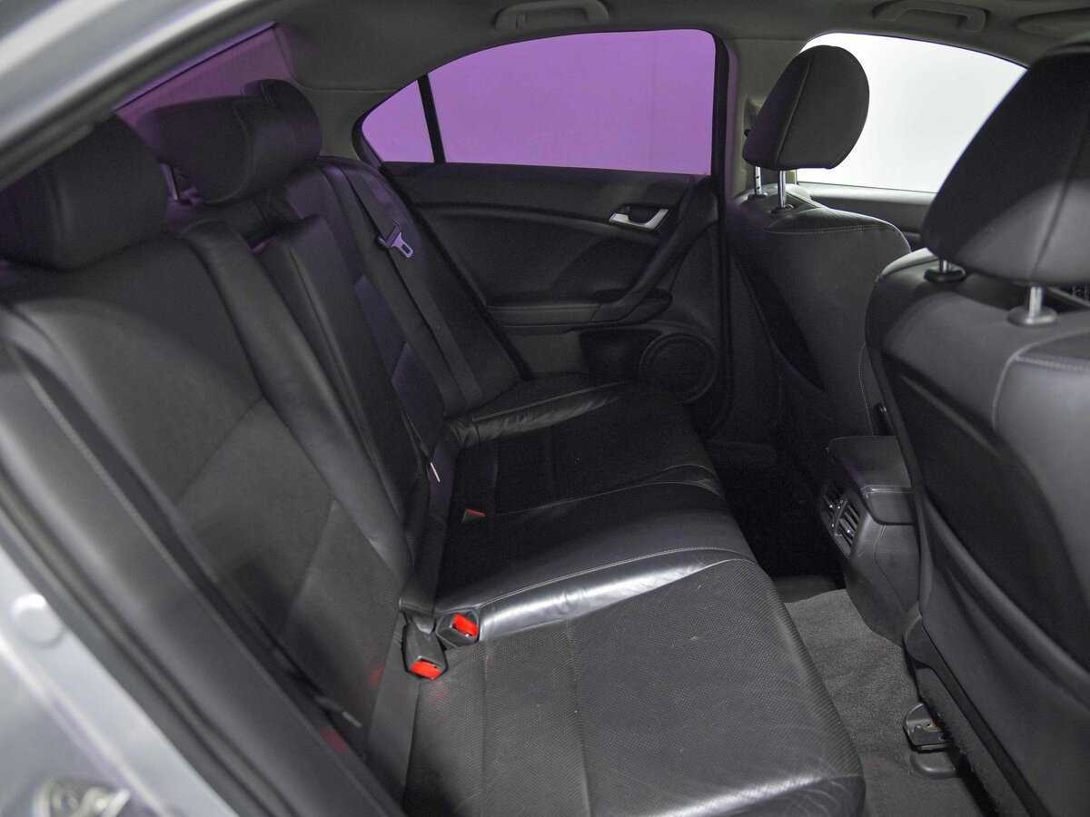 Купить Honda Accord с пробегом. Фото: #15