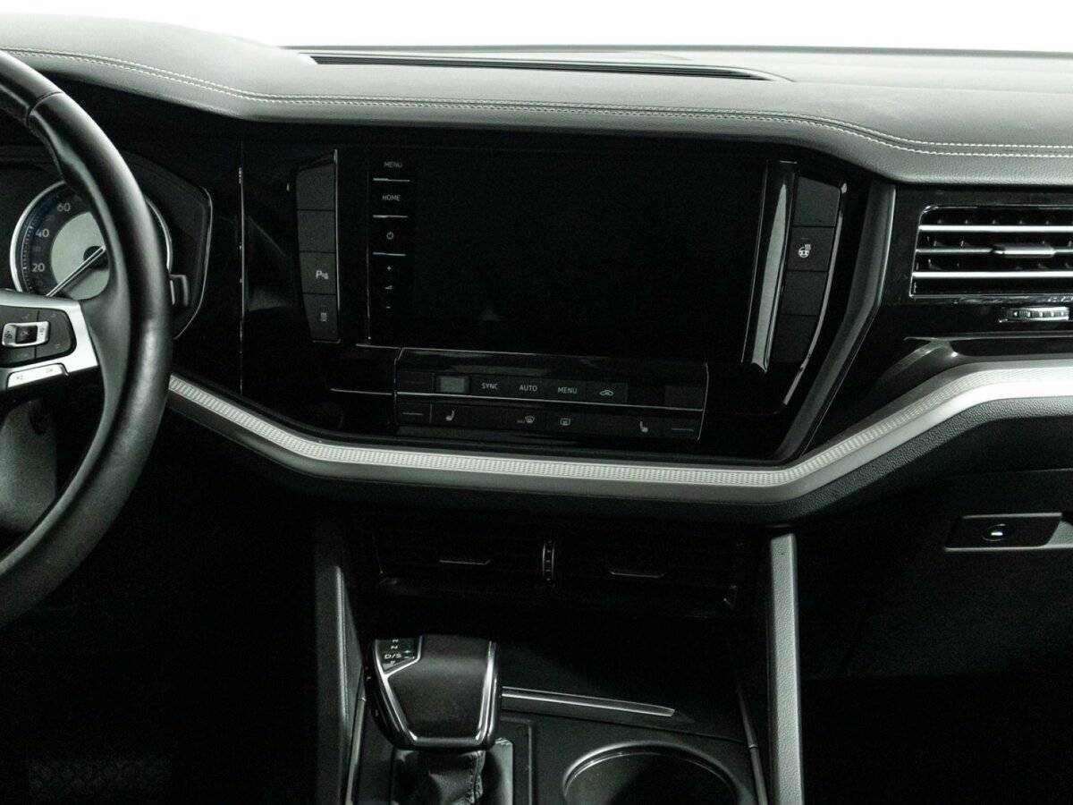 Купить Volkswagen Touareg с пробегом. Фото: #13