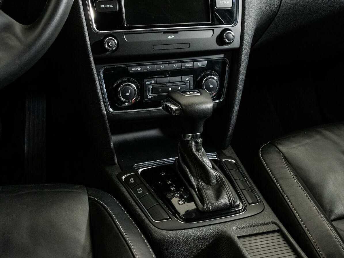Купить Skoda Superb с пробегом. Фото: #11