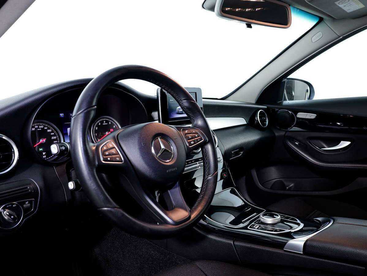 Купить Mercedes-Benz C-Класс с пробегом. Фото: #11
