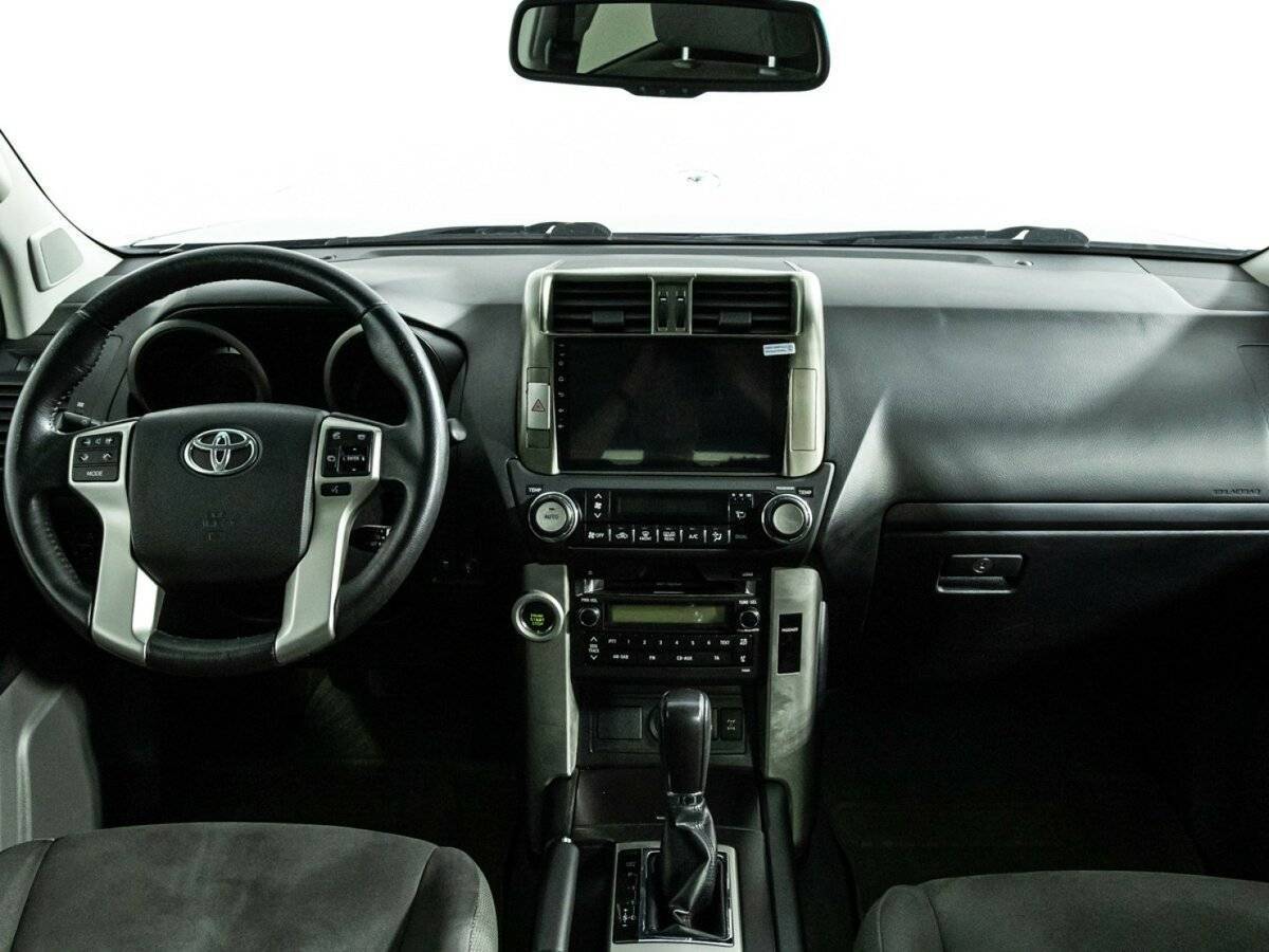 Купить Toyota Land Cruiser Prado с пробегом. Фото: #12