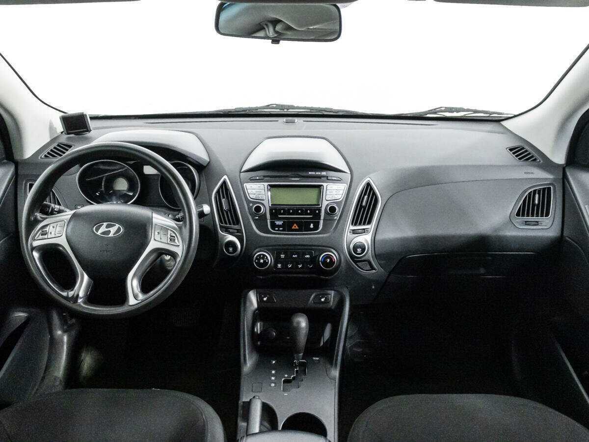 Купить Hyundai ix35 с пробегом. Фото: #12