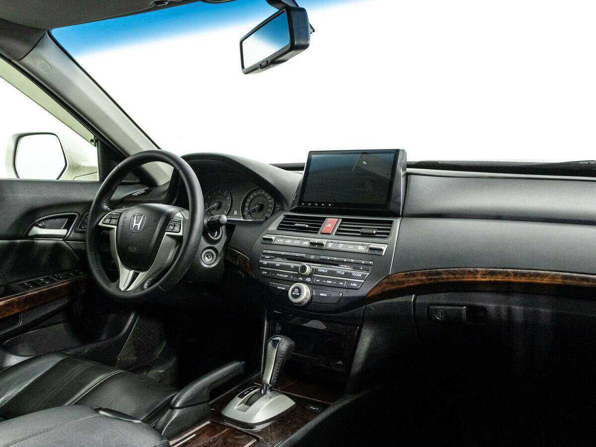Купить Honda Crosstour с пробегом. Фото: #6