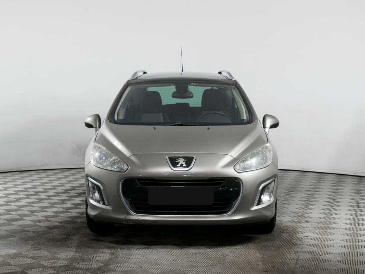 Купить Peugeot 308 с пробегом. Фото: #1