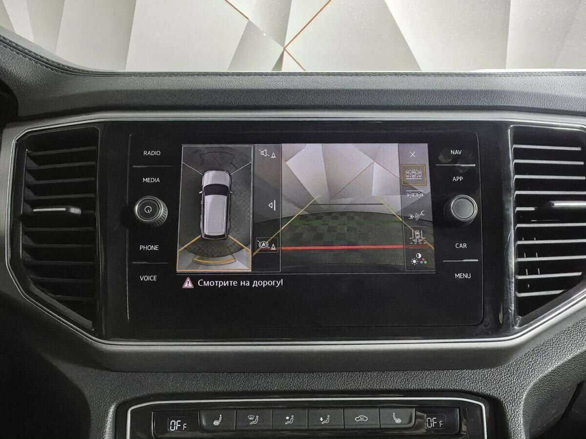 Купить Volkswagen Teramont с пробегом. Фото: #16