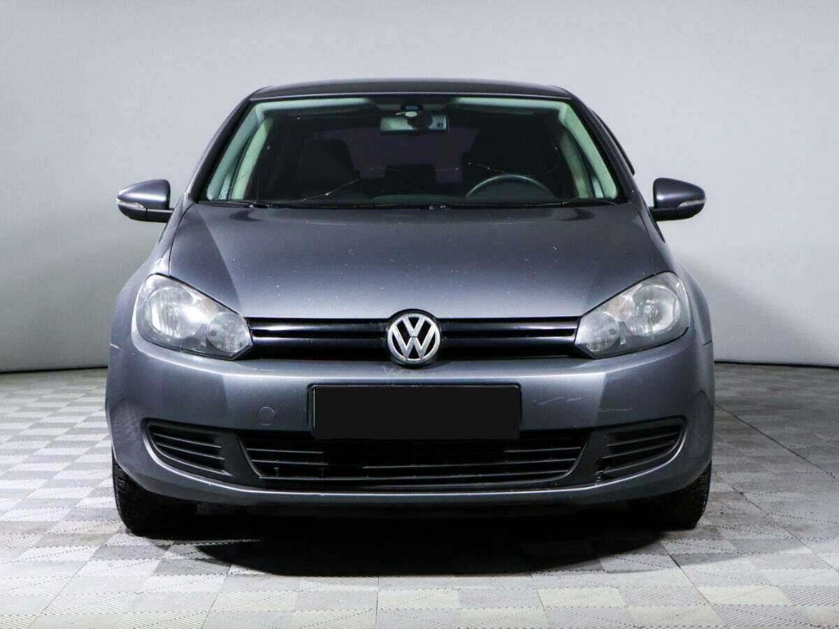 Купить Volkswagen Golf с пробегом. Фото: #1