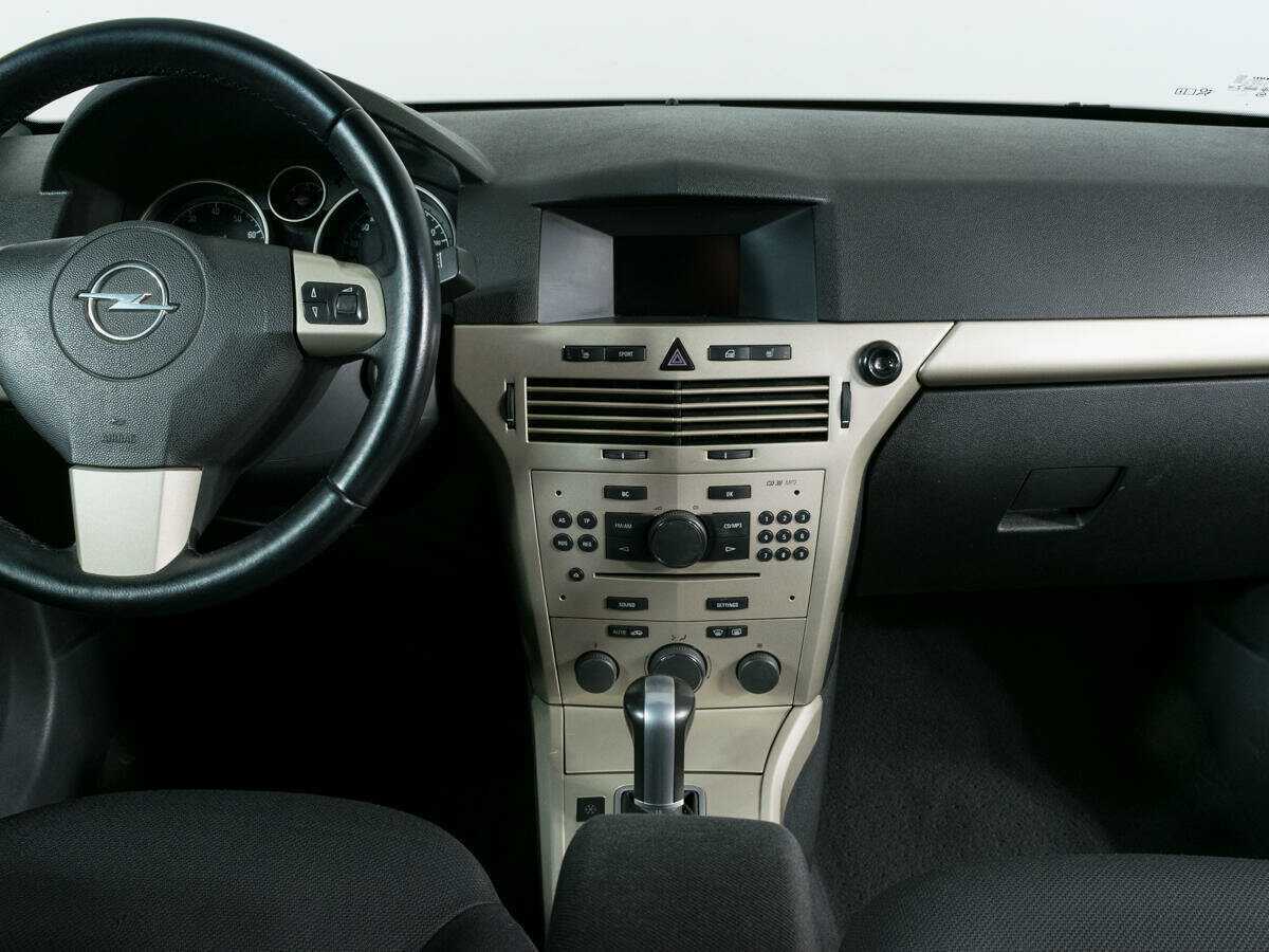 Купить Opel Astra с пробегом. Фото: #10