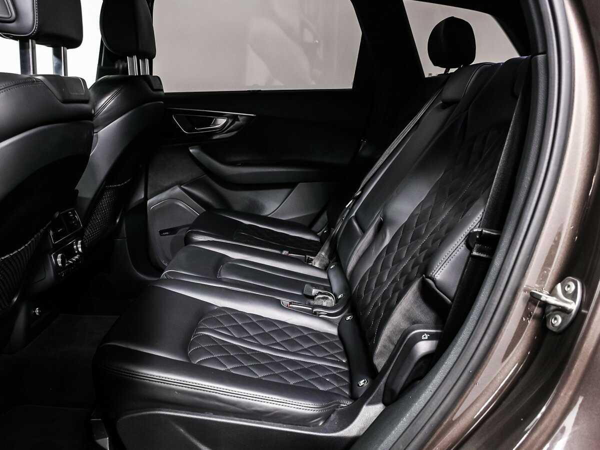 Купить Audi Q7 с пробегом. Фото: #11