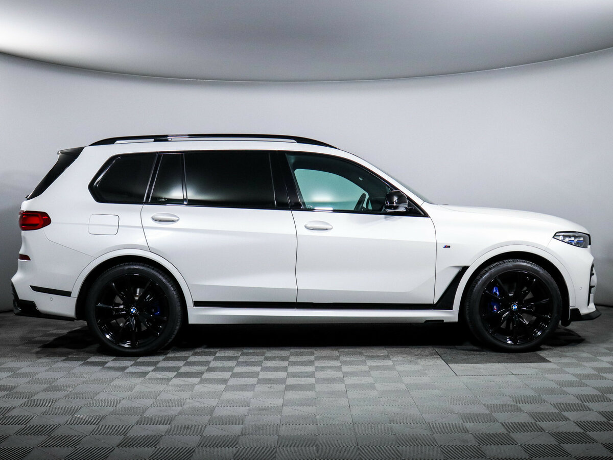 Купить BMW X7 с пробегом. Фото: #3