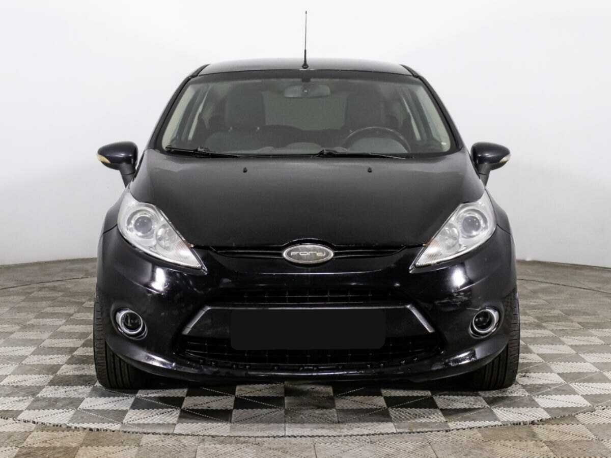 Купить Ford Fiesta с пробегом. Фото: #1