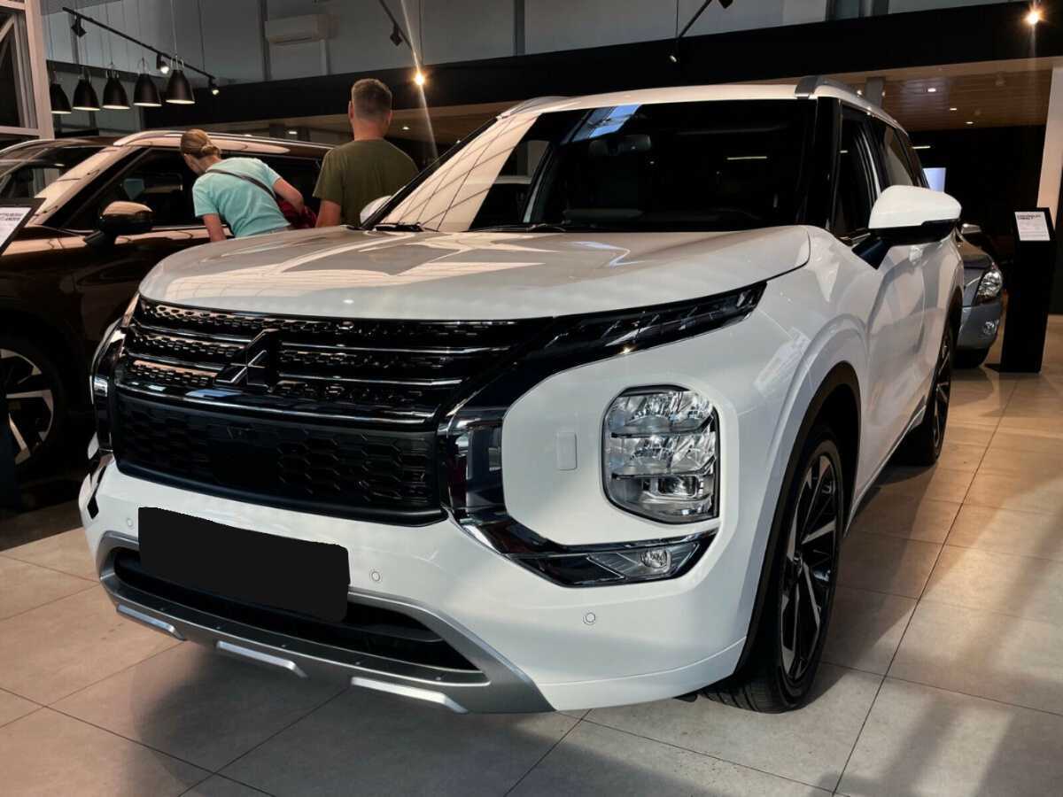 Купить Mitsubishi Outlander с пробегом. Фото: #0