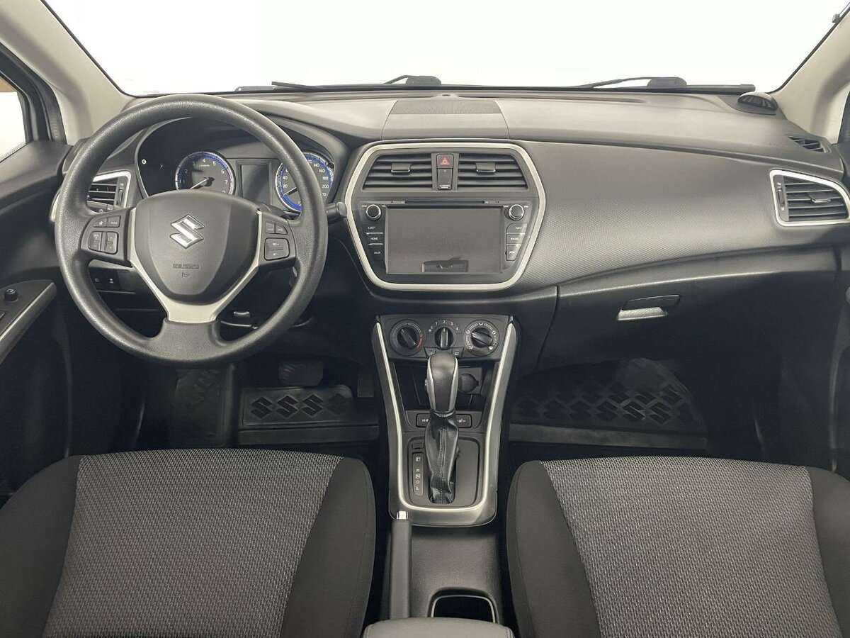Купить Suzuki SX4 с пробегом. Фото: #6