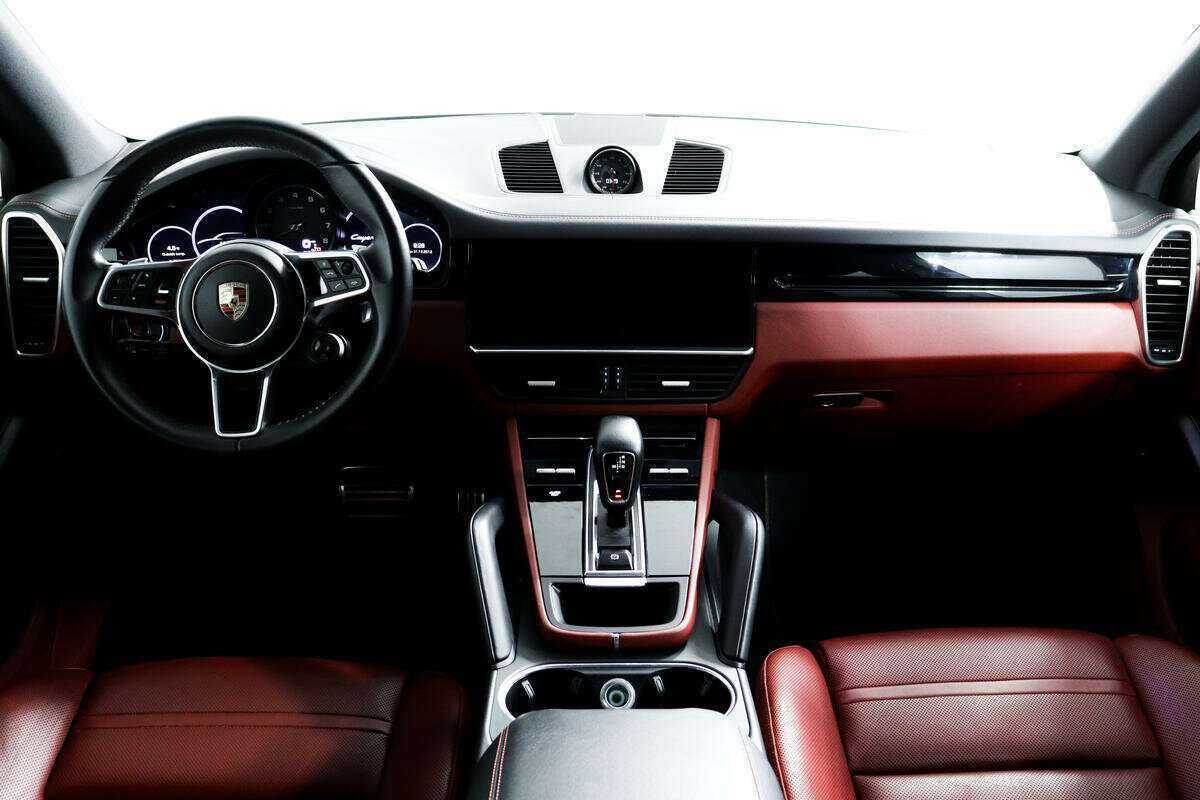 Купить Porsche Cayenne с пробегом. Фото: #6