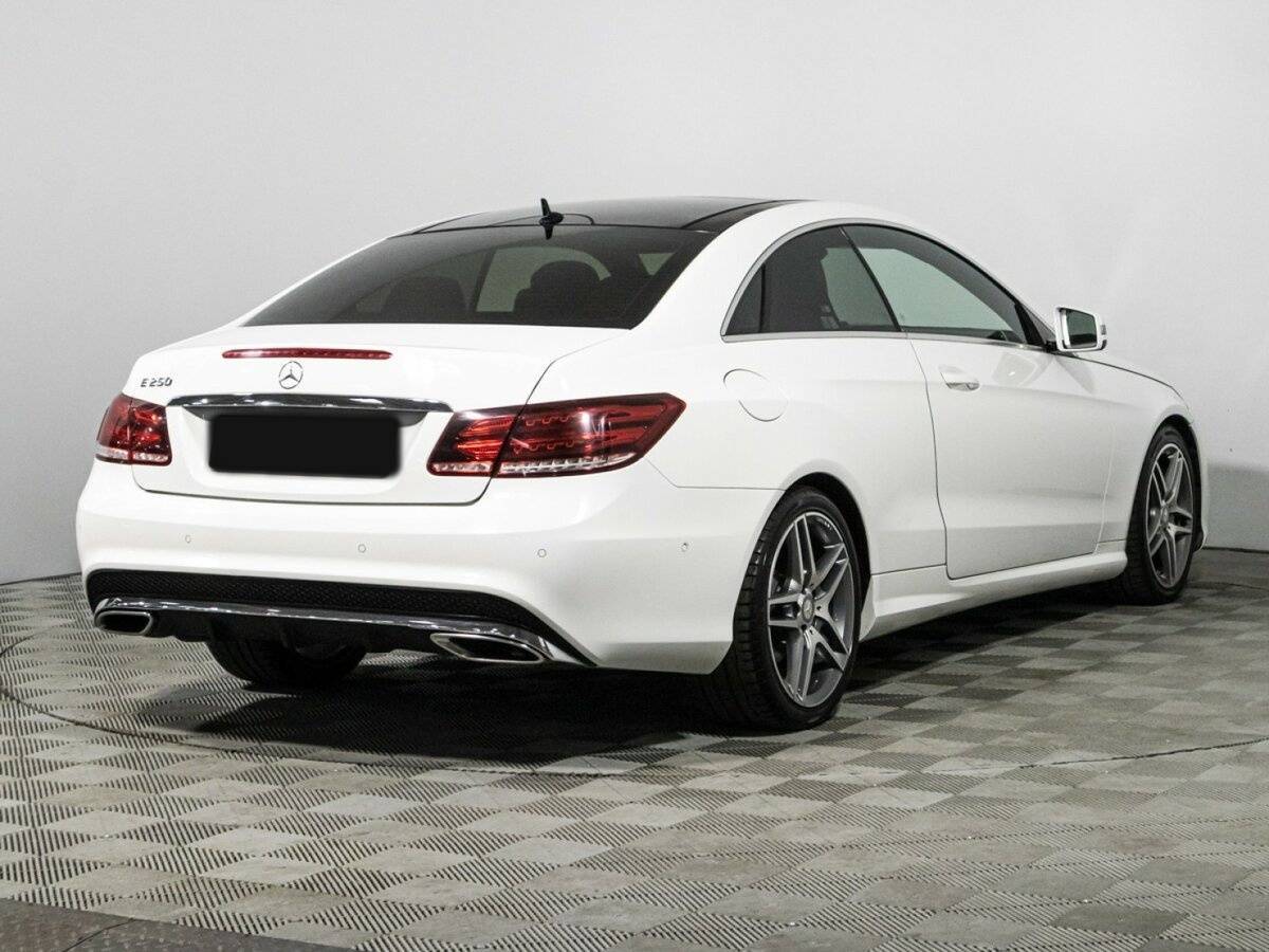 Купить Mercedes-Benz E-Класс с пробегом. Фото: #4