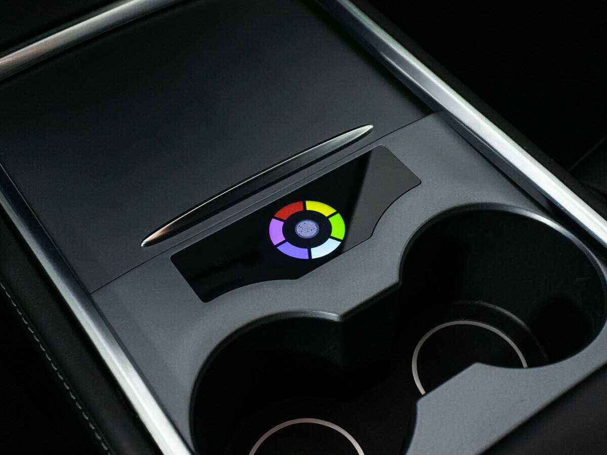 Купить Tesla Model Y с пробегом. Фото: #17