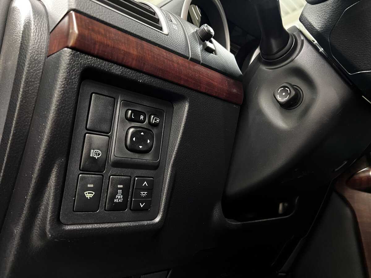 Купить Toyota Land Cruiser Prado с пробегом. Фото: #19
