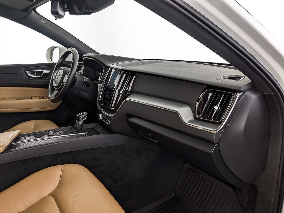 Купить Volvo XC60 с пробегом. Фото: #12