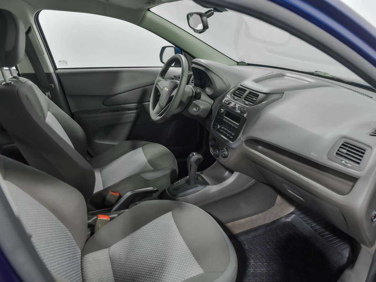Купить Chevrolet Cobalt с пробегом. Фото: #12