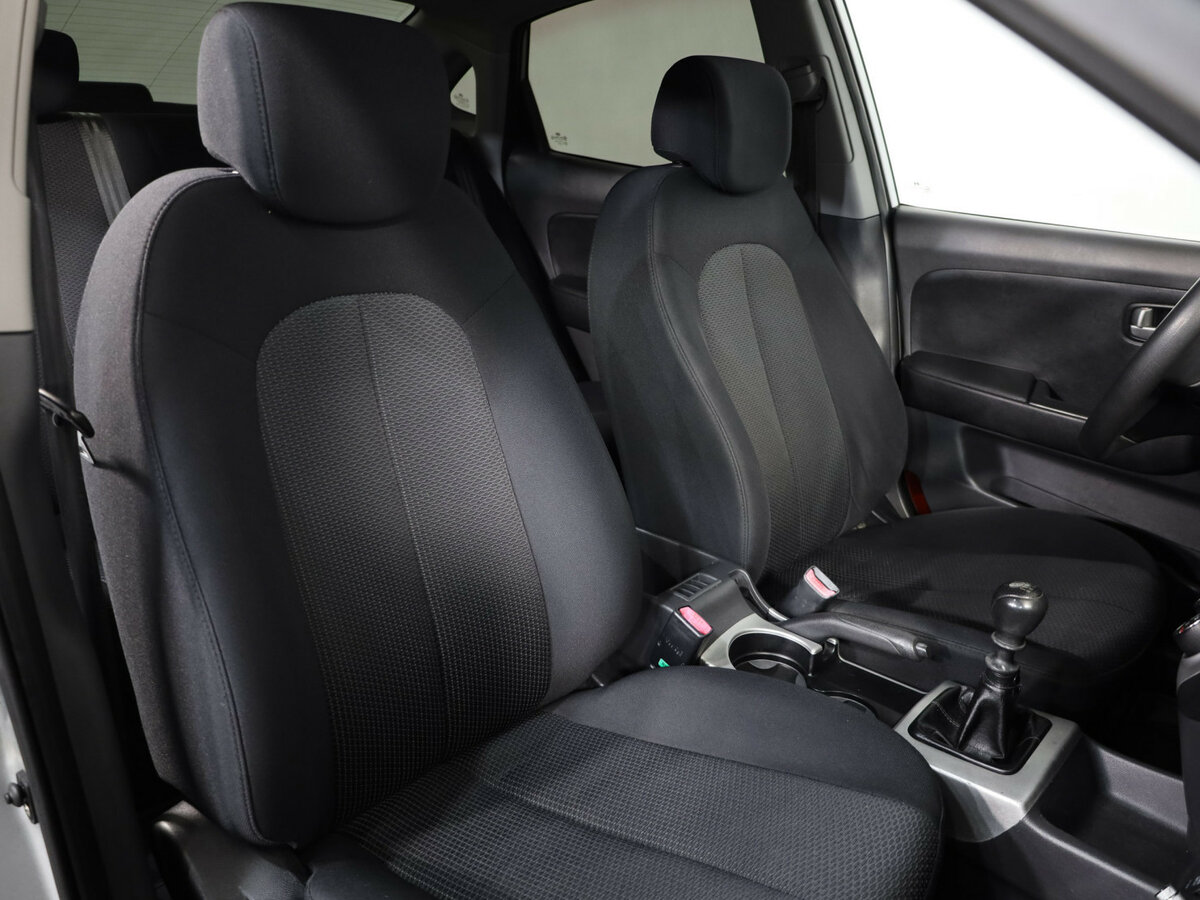Купить Hyundai Elantra с пробегом. Фото: #14