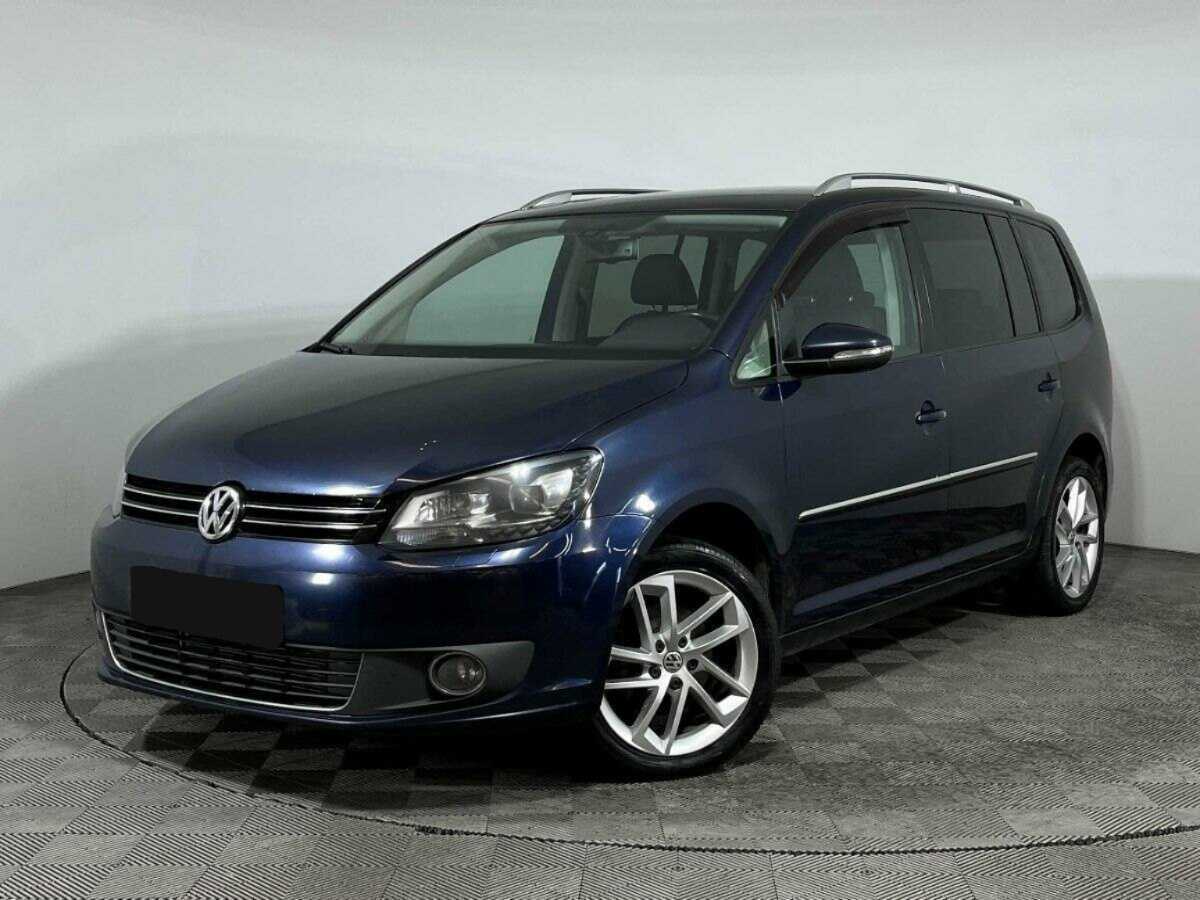 Купить Volkswagen Touran с пробегом. Посмотреть фото