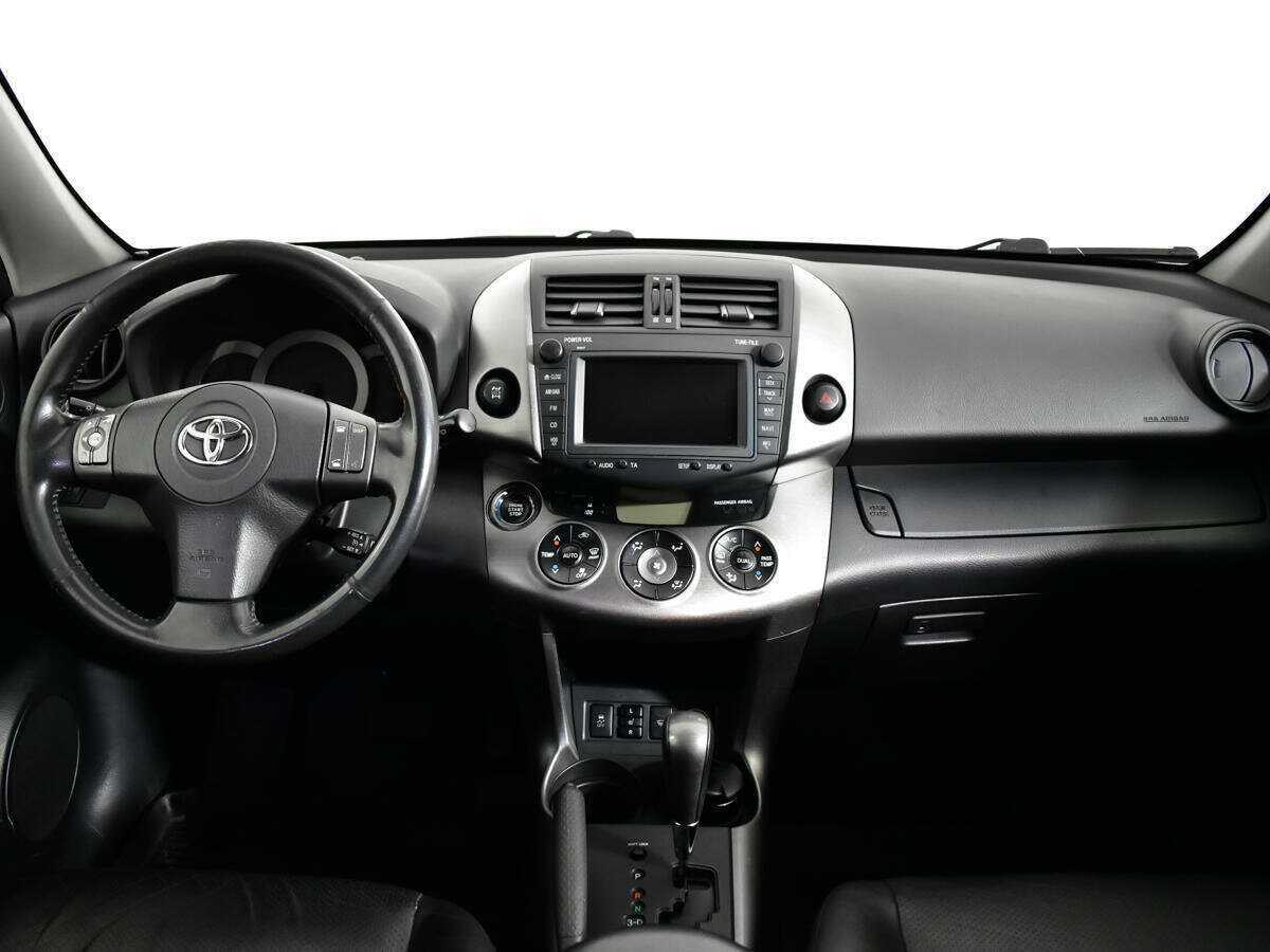 Купить Toyota RAV4 с пробегом. Фото: #8