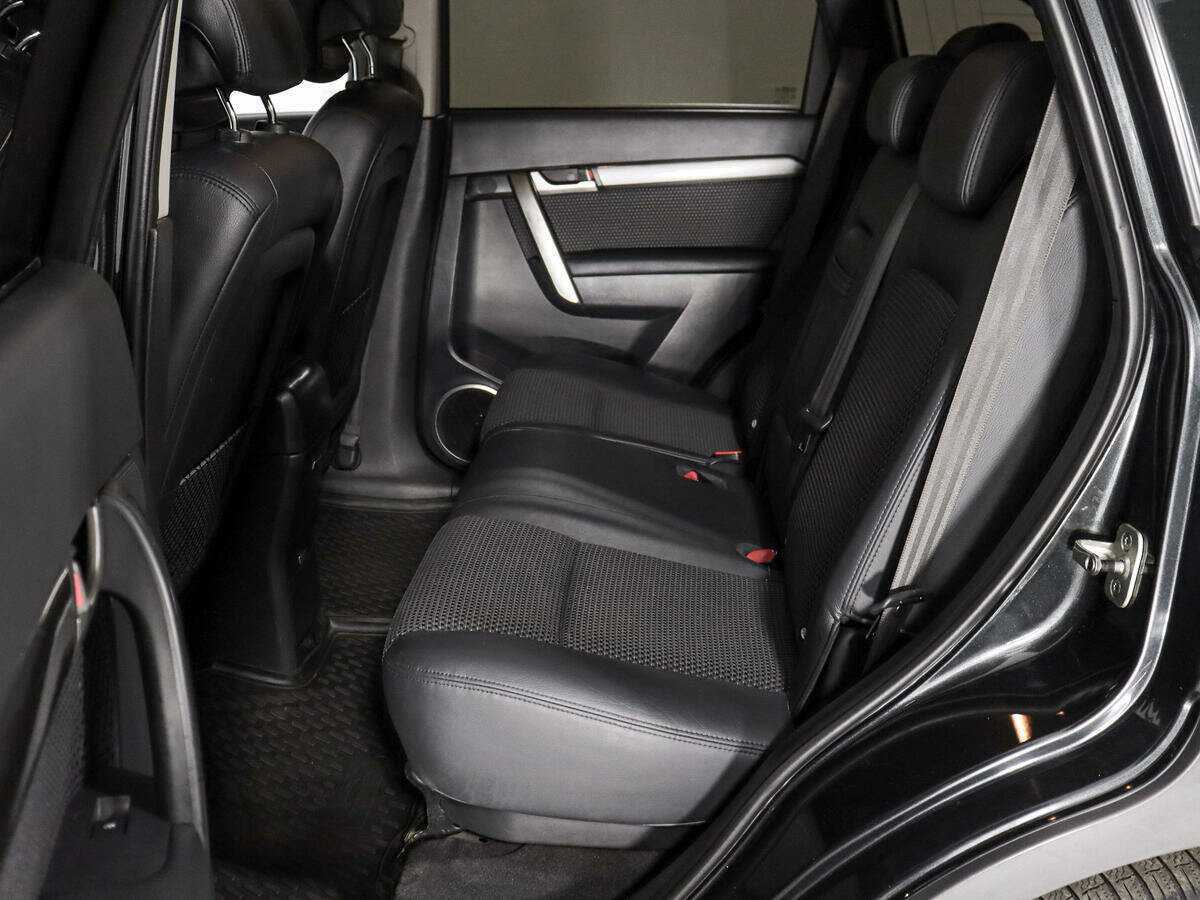 Купить Chevrolet Captiva с пробегом. Фото: #10