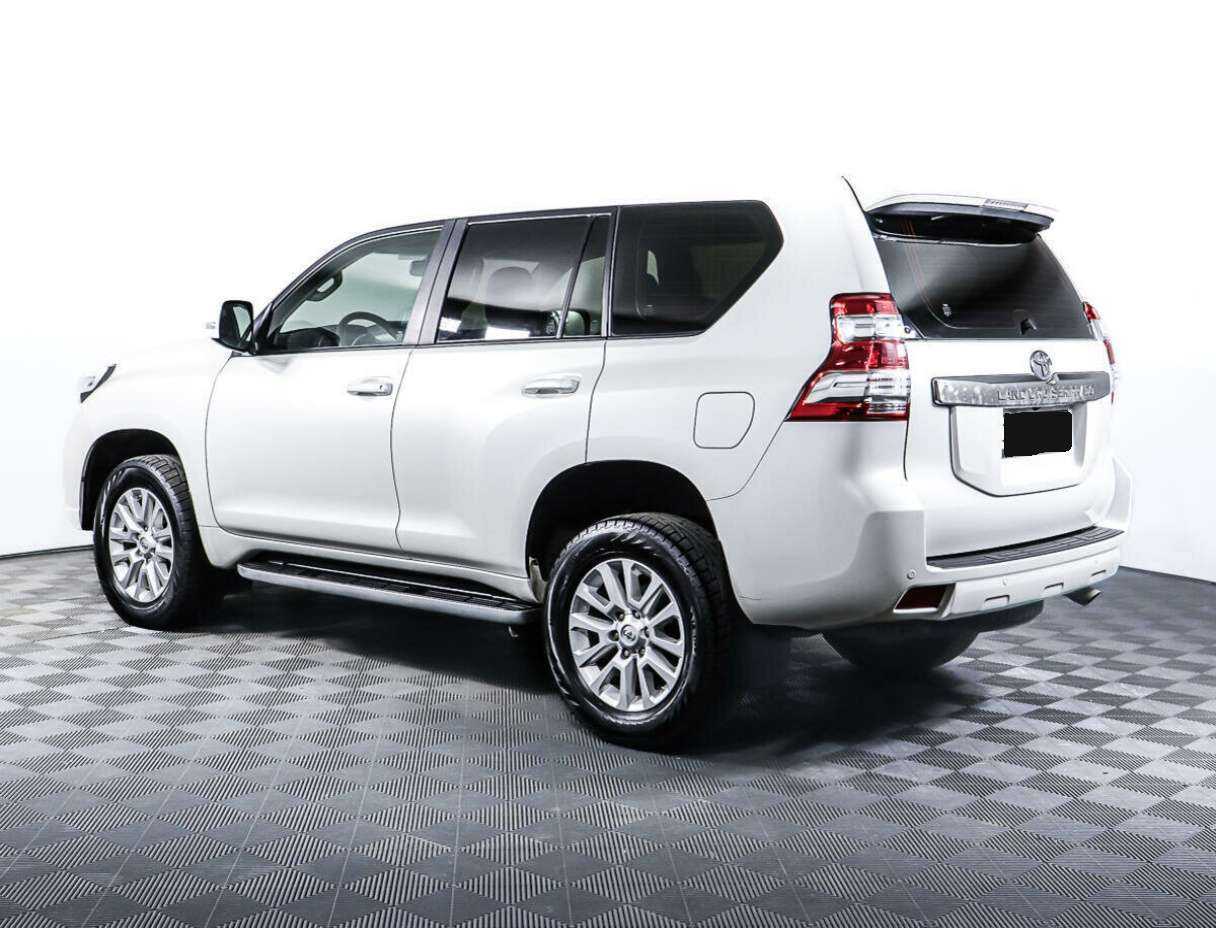 Купить Toyota Land Cruiser Prado с пробегом. Фото: #6