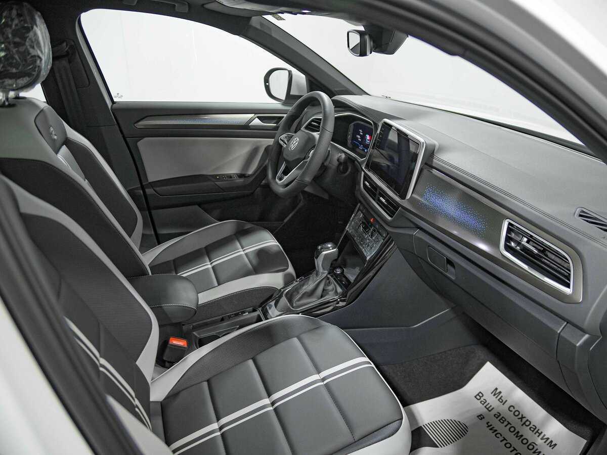 Купить Volkswagen T-Roc с пробегом. Фото: #19