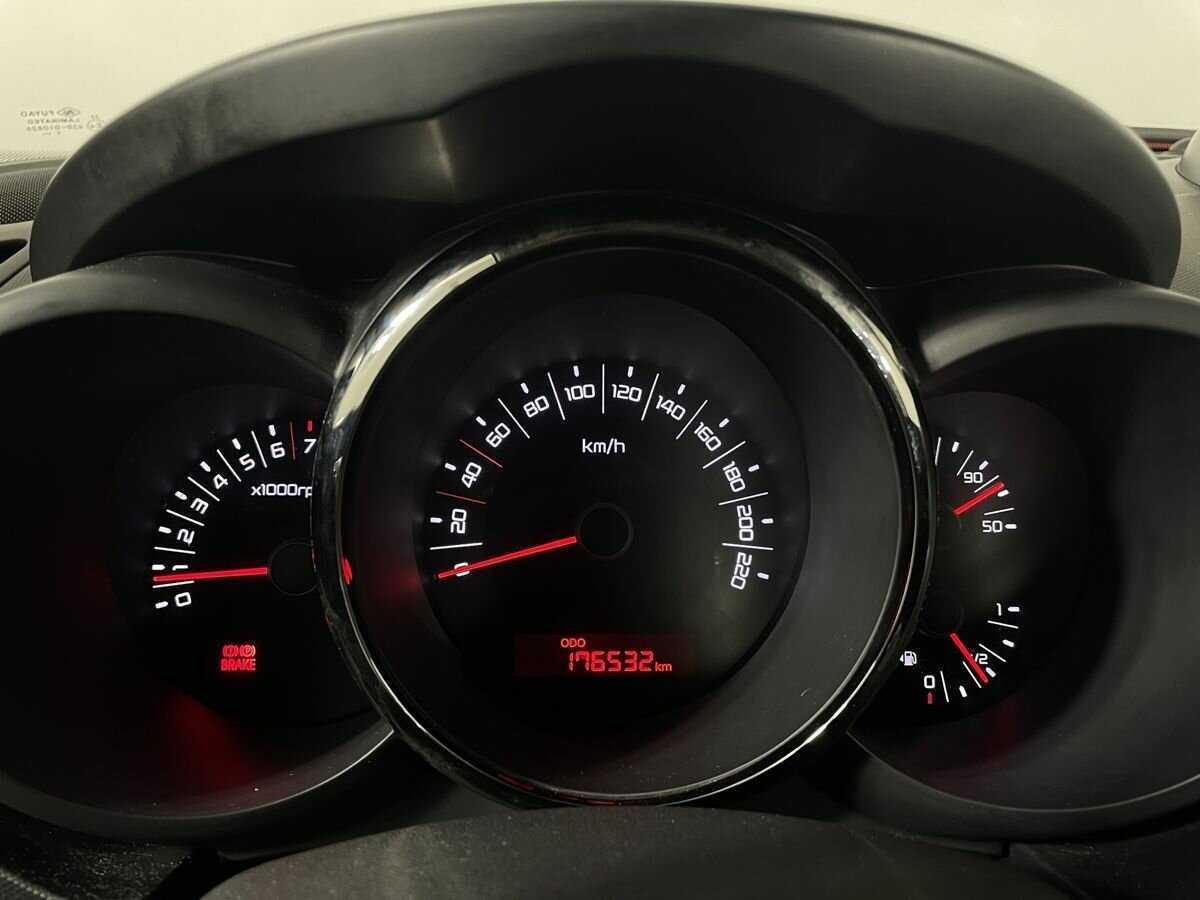 Купить Kia Soul с пробегом. Фото: #10