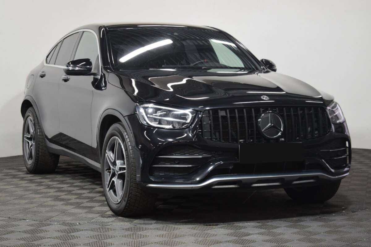 Купить Mercedes-Benz GLC Coupe AMG с пробегом. Фото: #2