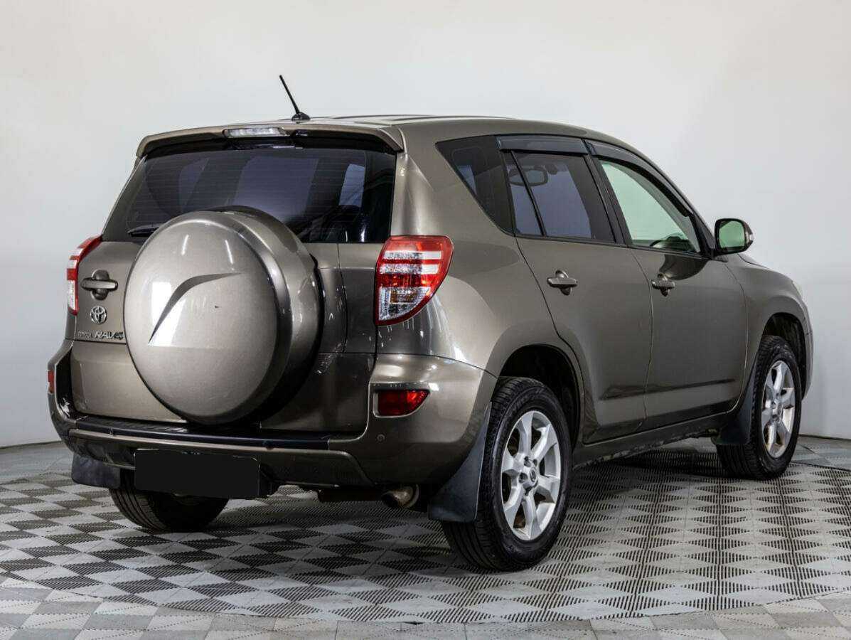 Купить Toyota RAV4 с пробегом. Фото: #4