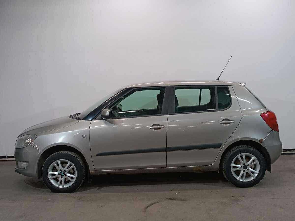 Купить Skoda Fabia с пробегом. Фото: #7