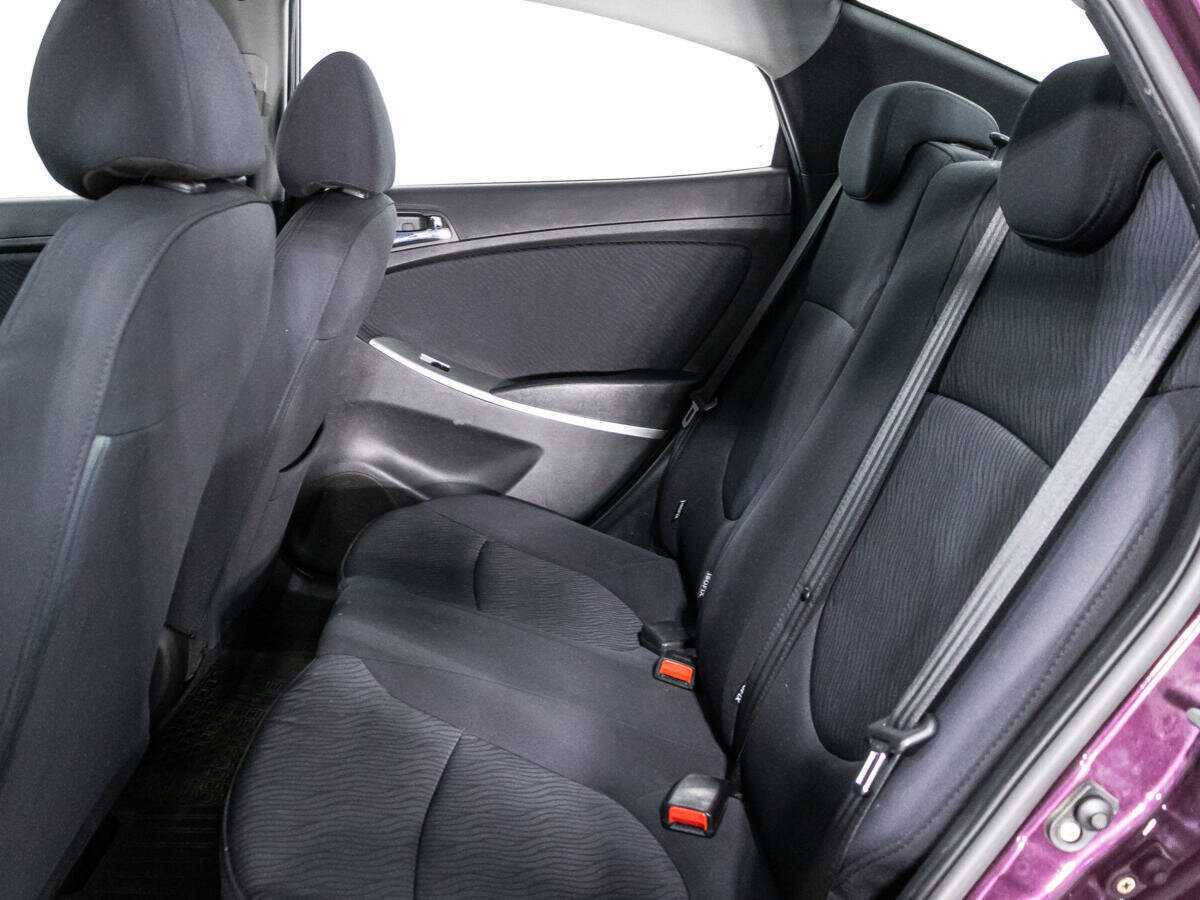 Купить Hyundai Solaris с пробегом. Фото: #9