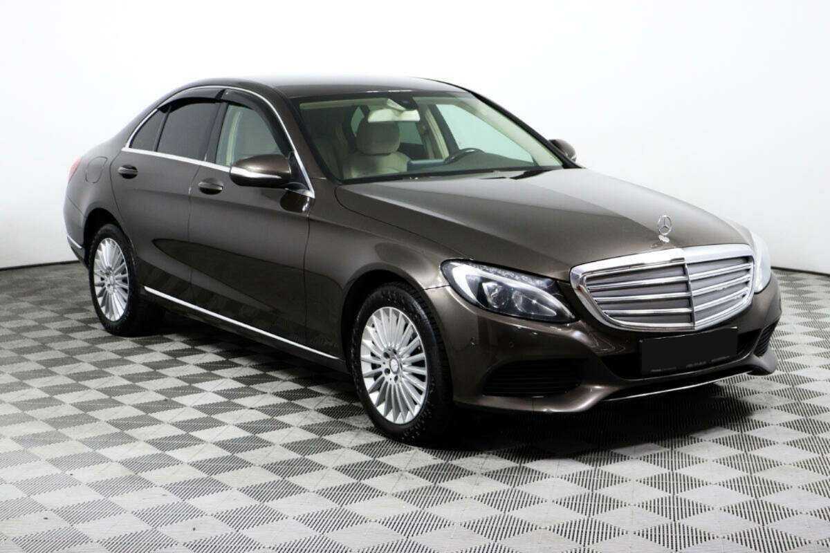 Купить Mercedes-Benz C-Класс с пробегом. Фото: #2
