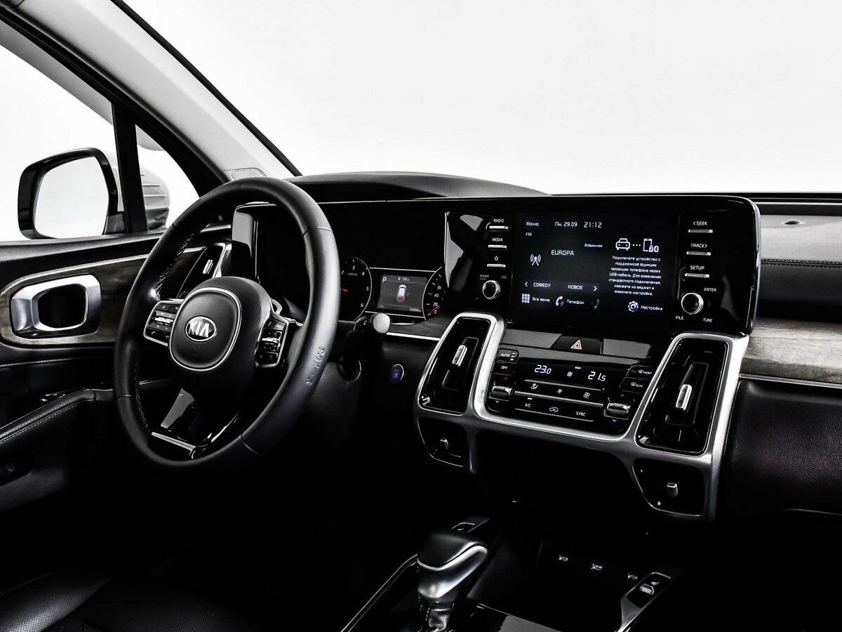 Купить Kia Sorento с пробегом. Фото: #6