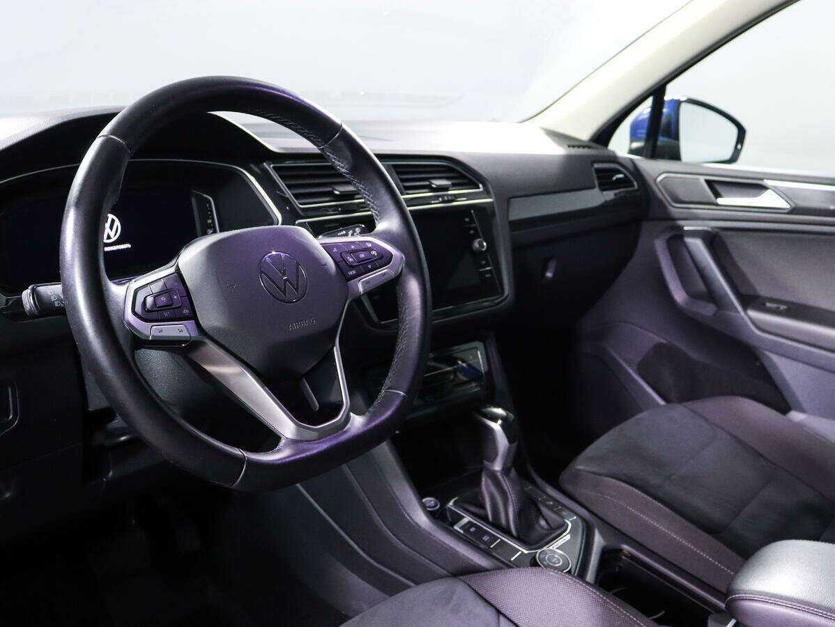 Купить Volkswagen Tiguan с пробегом. Фото: #11