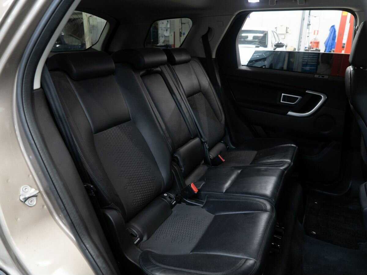 Купить Land Rover Discovery Sport с пробегом. Фото: #7