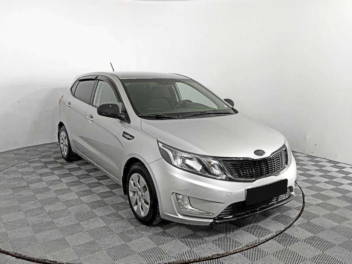 Купить Kia Rio с пробегом. Фото: #2