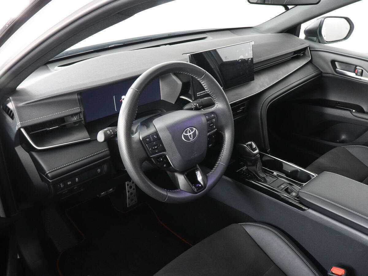 Купить Toyota Camry с пробегом. Фото: #8