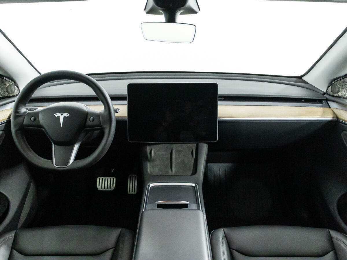 Купить Tesla Model Y с пробегом. Фото: #12