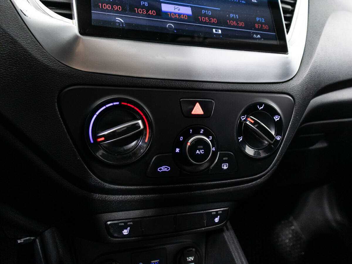 Купить Hyundai Solaris с пробегом. Фото: #15