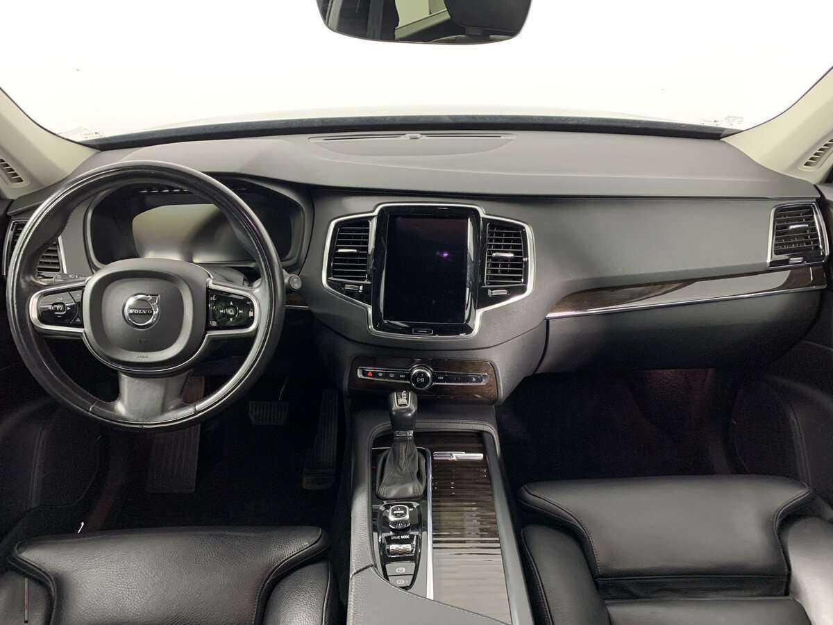 Купить Volvo XC90 с пробегом. Фото: #11