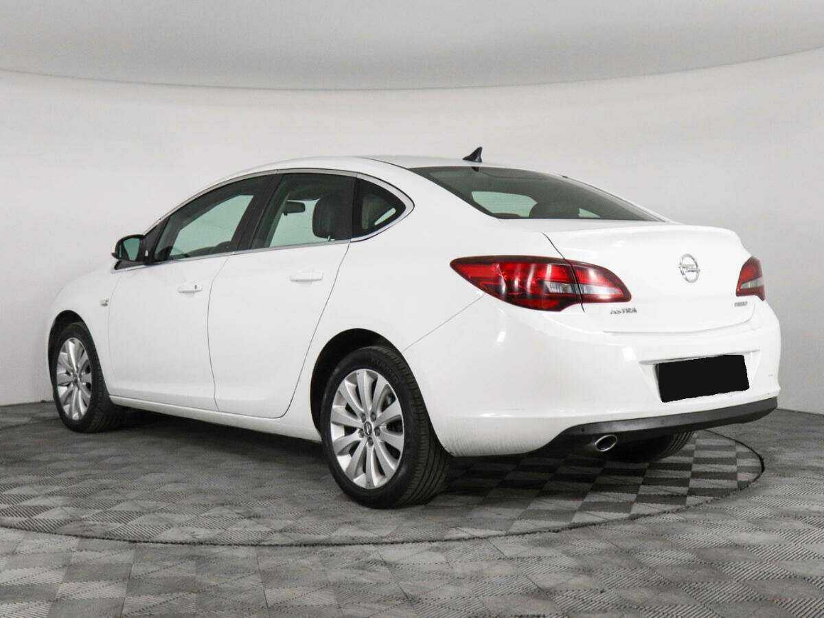 Купить Opel Astra с пробегом. Фото: #6