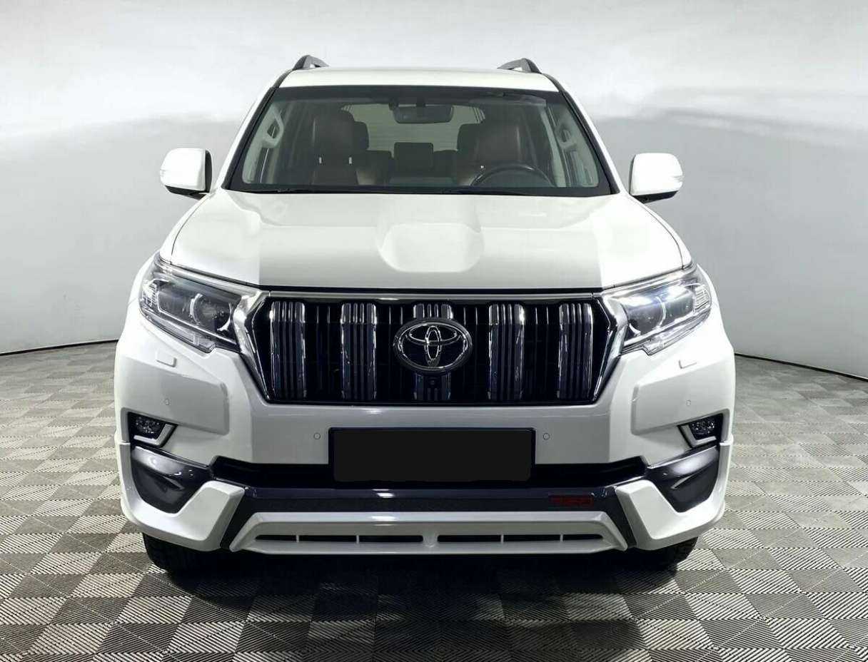 Купить Toyota Land Cruiser Prado с пробегом. Фото: #1