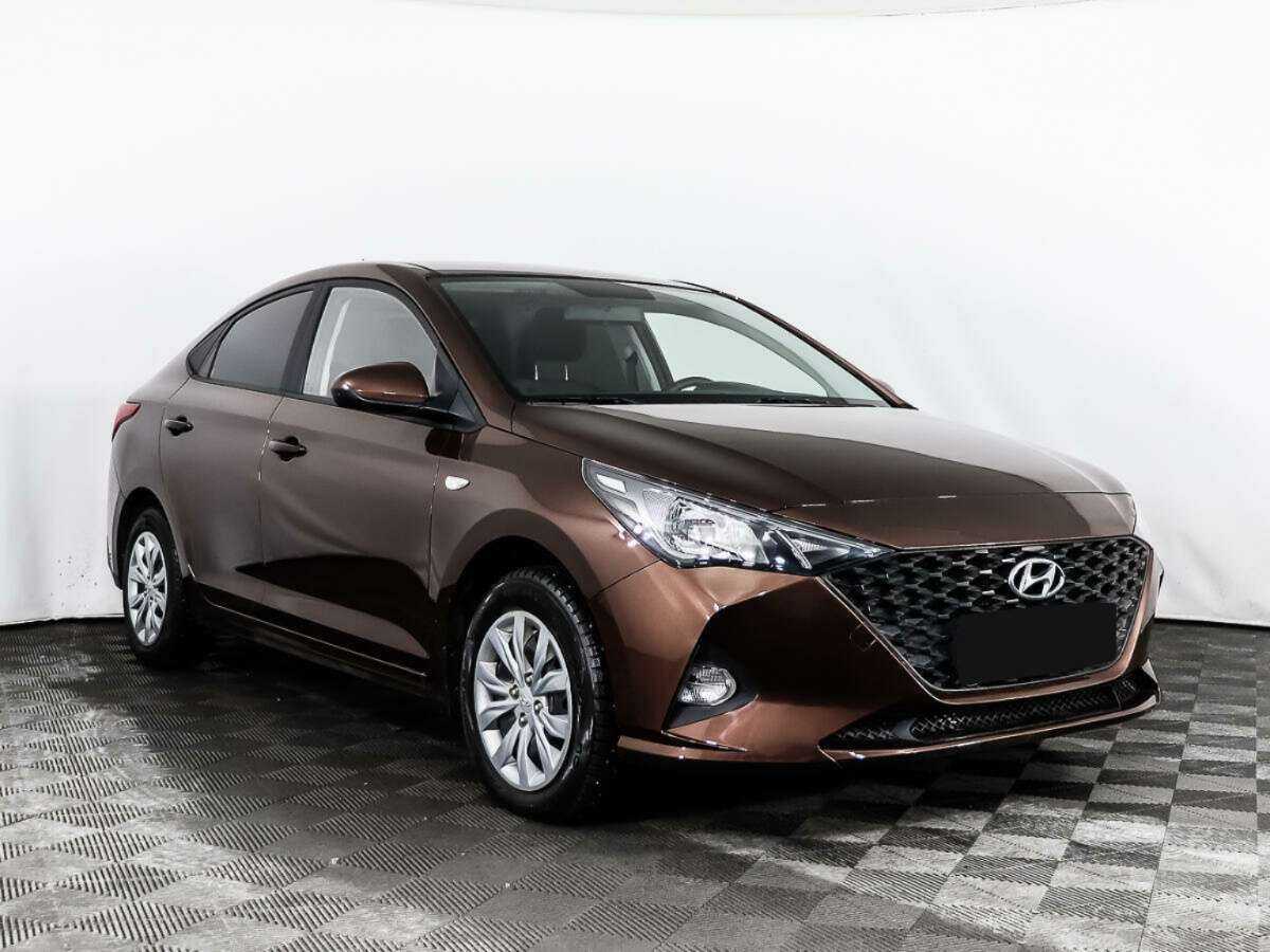 Купить Hyundai Solaris с пробегом. Фото: #2