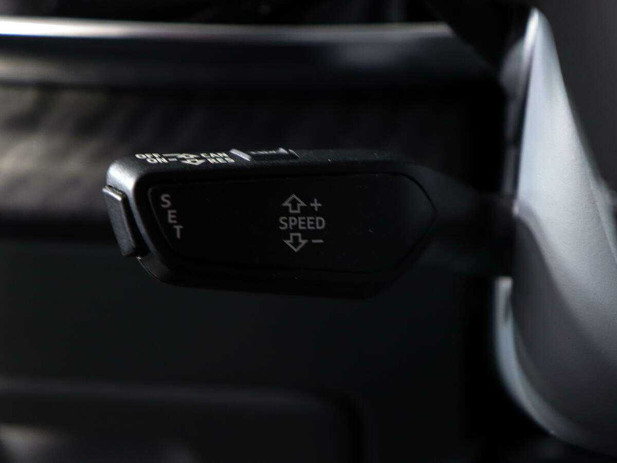 Купить Audi Q8 с пробегом. Фото: #22