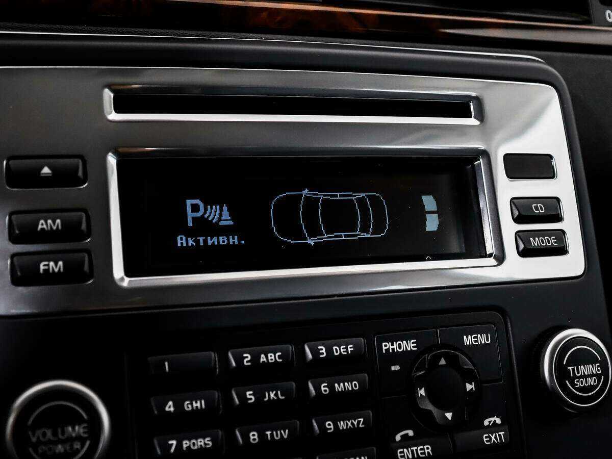 Купить Volvo XC70 с пробегом. Фото: #17